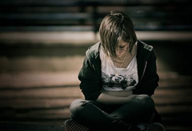 Какие симптомы помогут распознать депрессию у детей и подростков